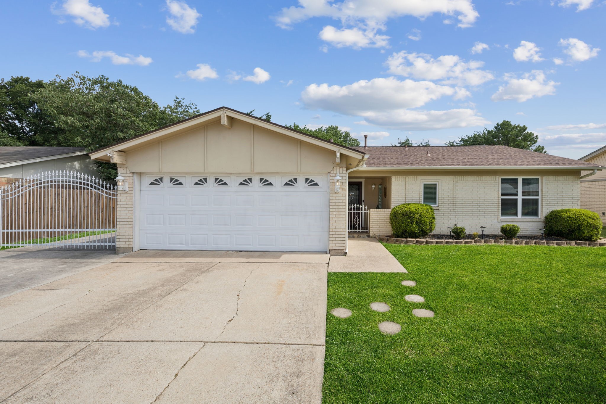 8017 Emerald Hills Way North Richland Hills TX 76180