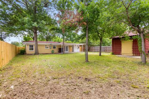 1513 Park Place Irving TX 75061