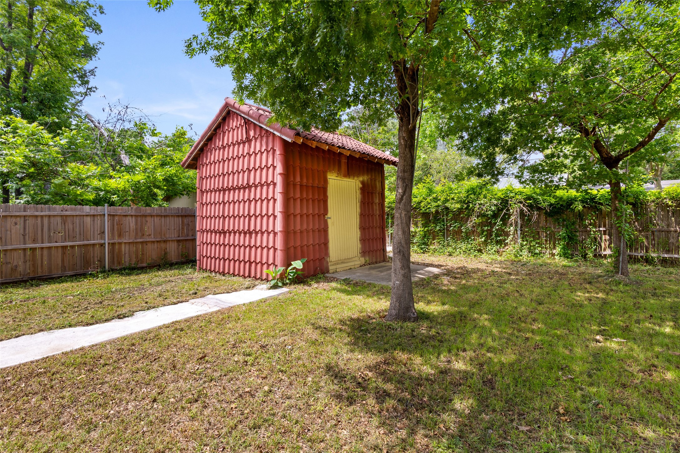 1513 Park Place Irving TX 75061