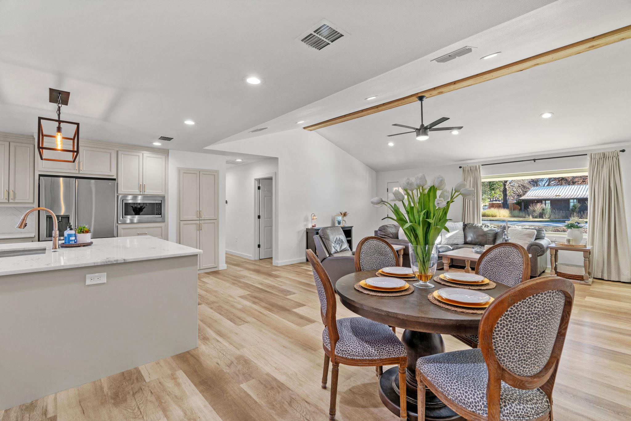 1021 Poe Street Azle TX 76020