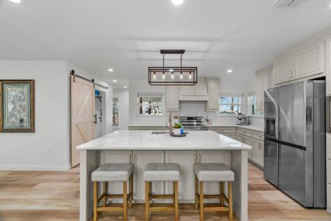 1021 Poe Street Azle TX 76020