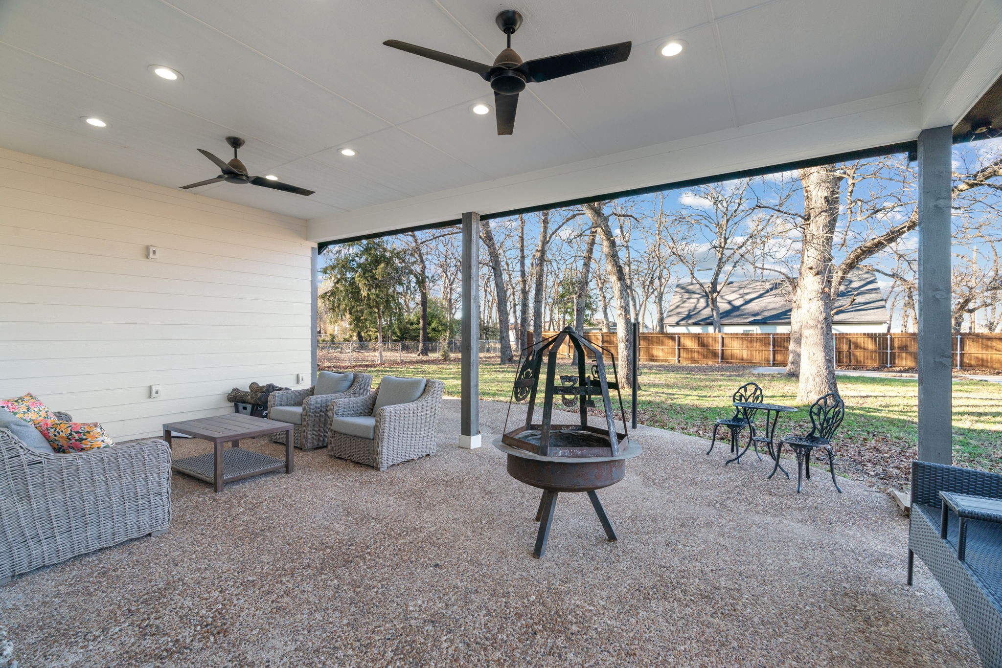 1021 Poe Street Azle TX 76020