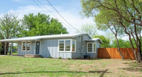 227 E College Street Jacksboro TX 76458