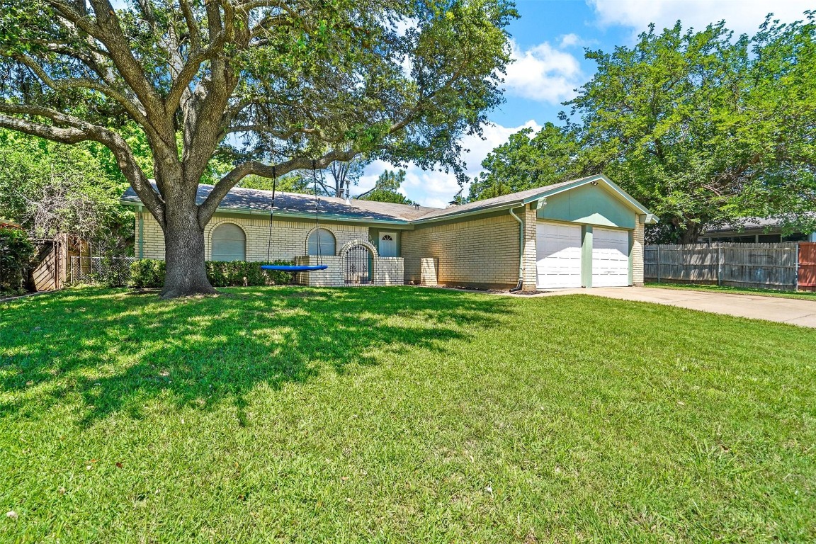 304 Wilson Street Crowley TX 76036