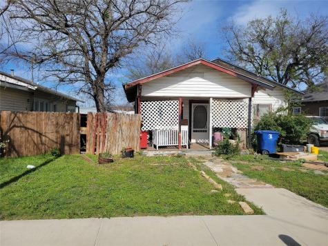 1502 4th Street Brownwood TX 76801