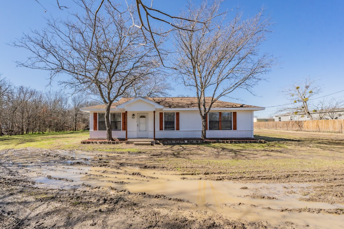 213 Russell Lane Mansfield TX 76063