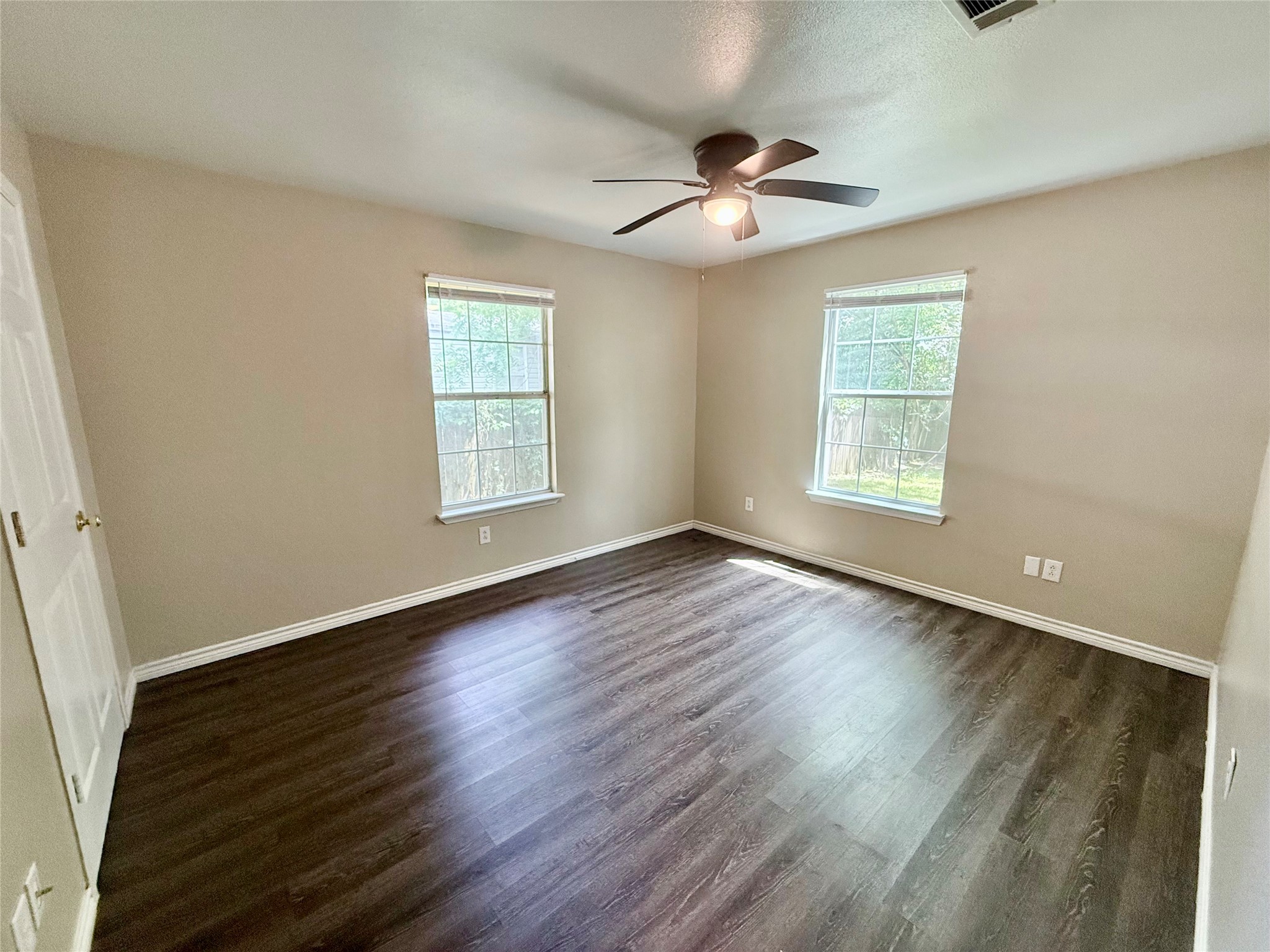 104 E Prospect Street Denison TX 75021