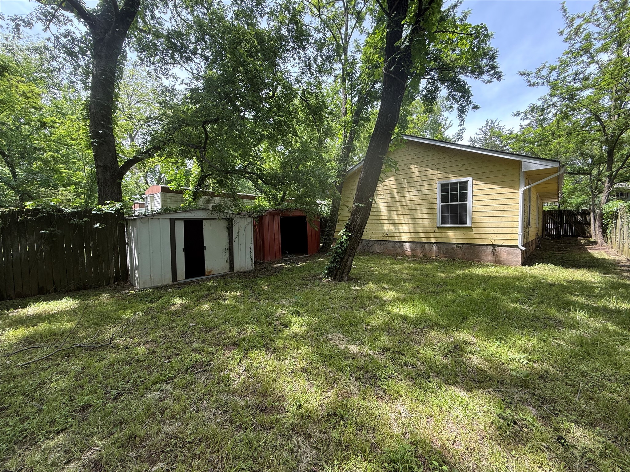 104 E Prospect Street Denison TX 75021