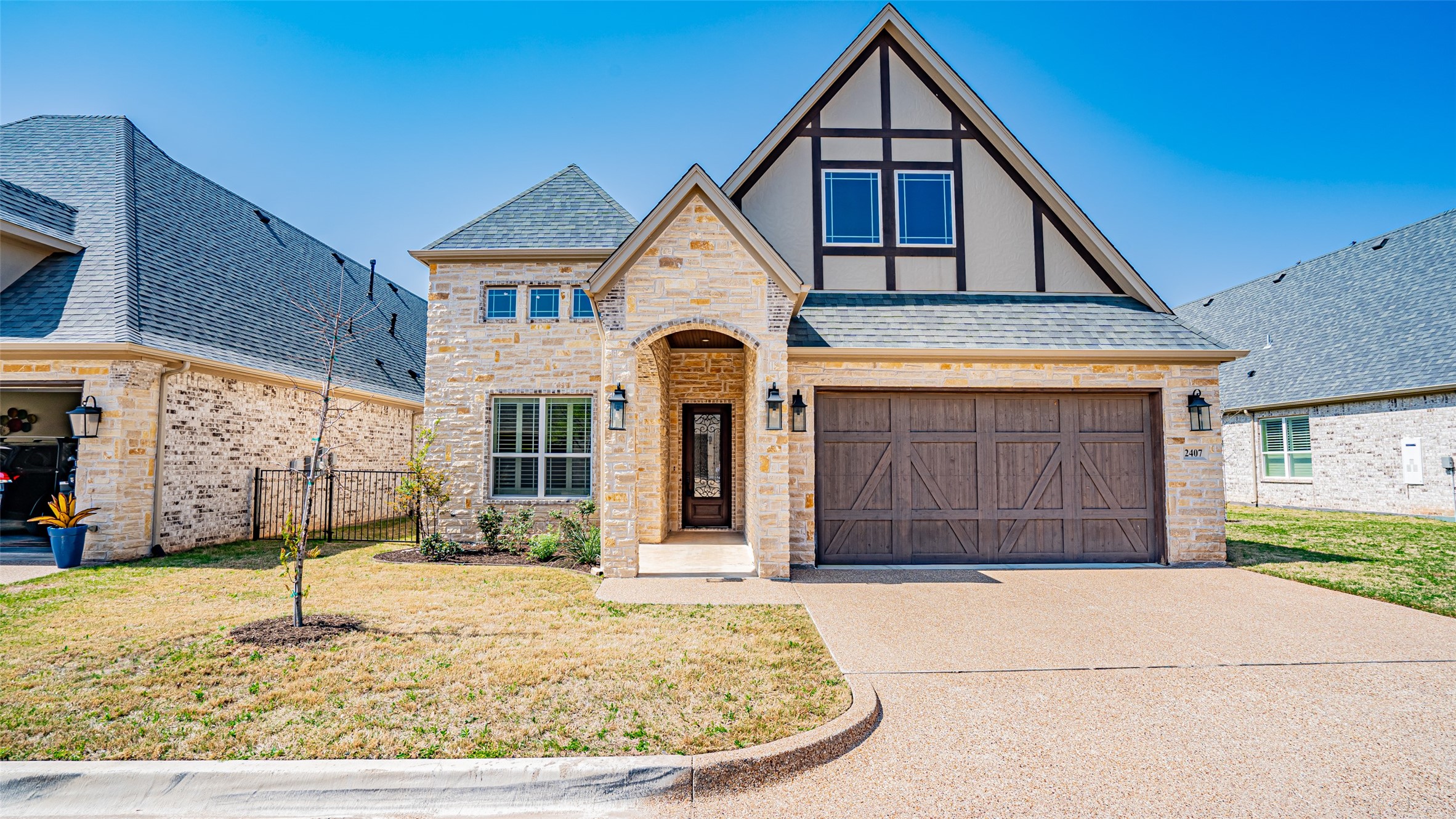 2407 Vineyard Drive Granbury TX 76048
