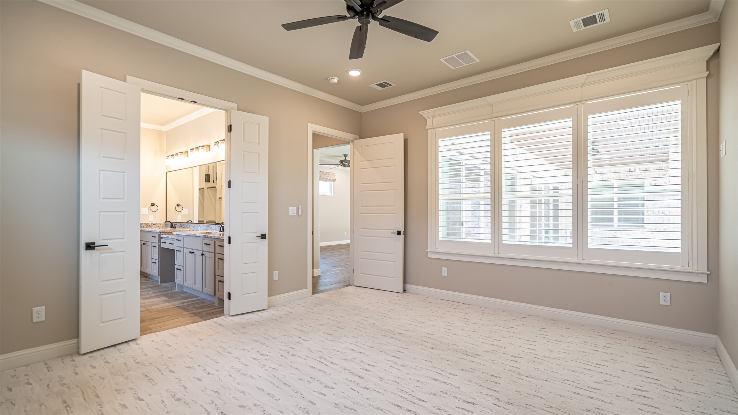 2407 Vineyard Drive Granbury TX 76048
