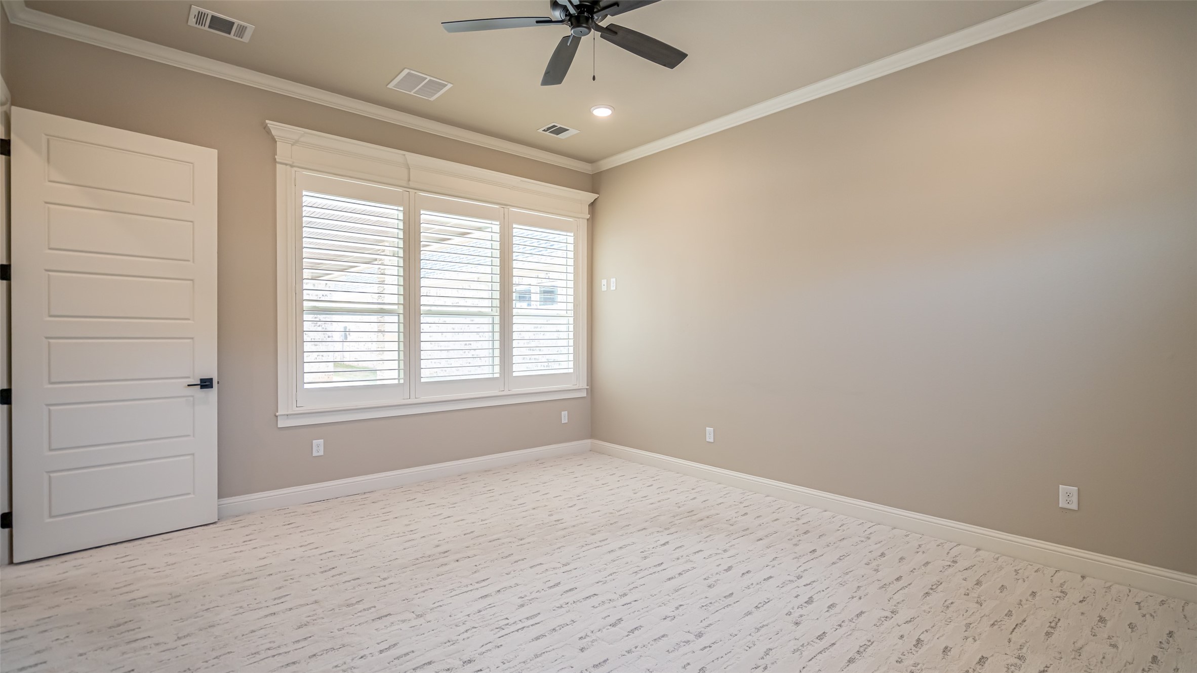 2407 Vineyard Drive Granbury TX 76048