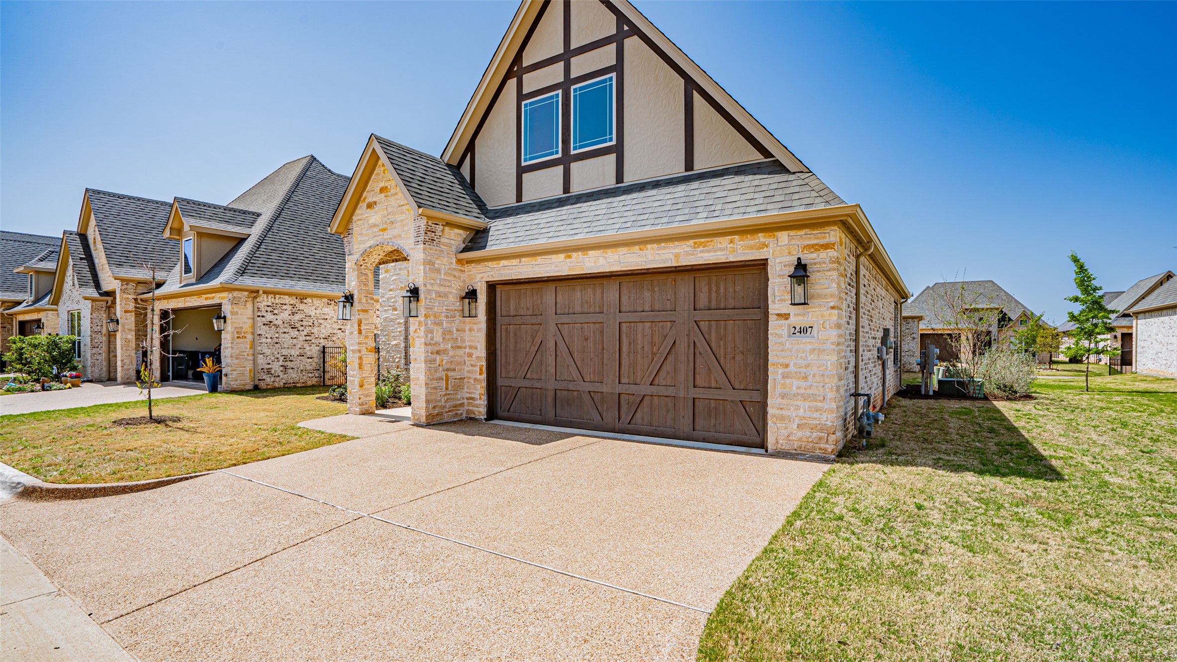 2407 Vineyard Drive Granbury TX 76048