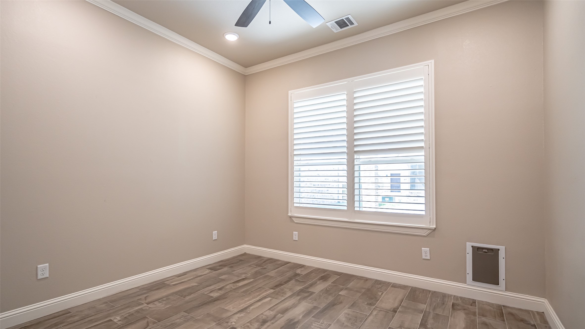 2407 Vineyard Drive Granbury TX 76048