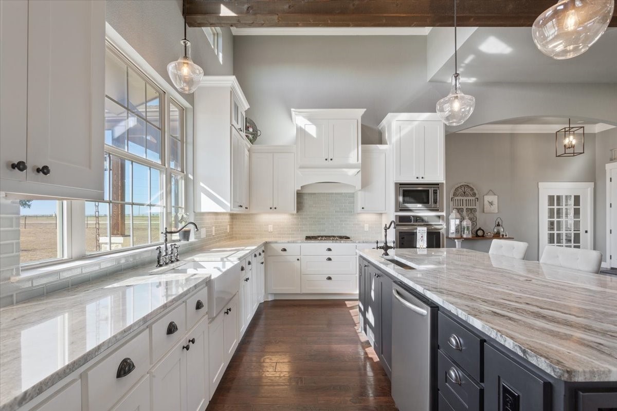 628 Wildflower Mcgregor TX 76657