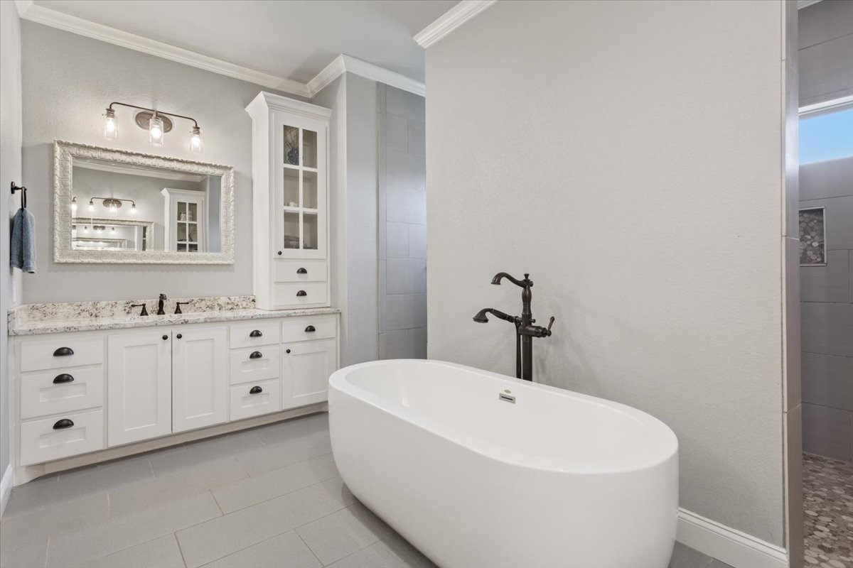 628 Wildflower Mcgregor TX 76657
