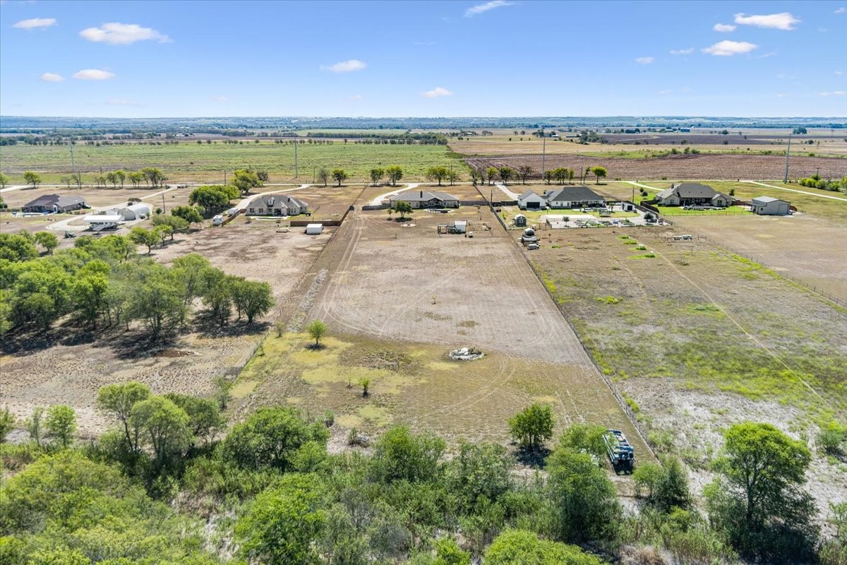 628 Wildflower Mcgregor TX 76657