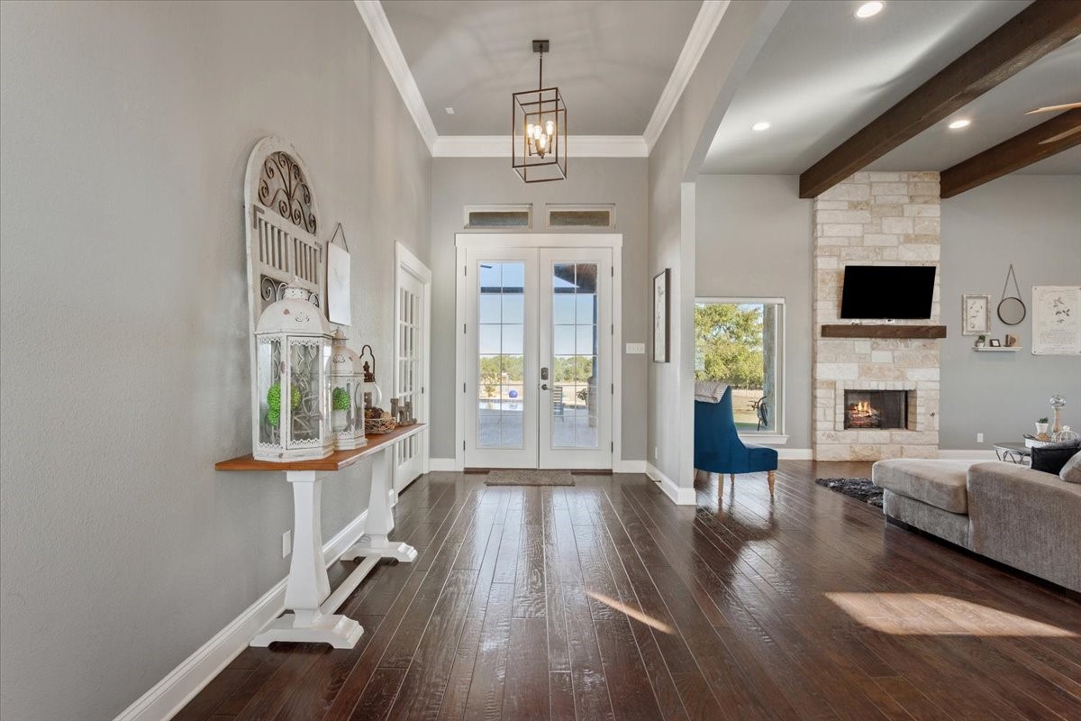 628 Wildflower Mcgregor TX 76657