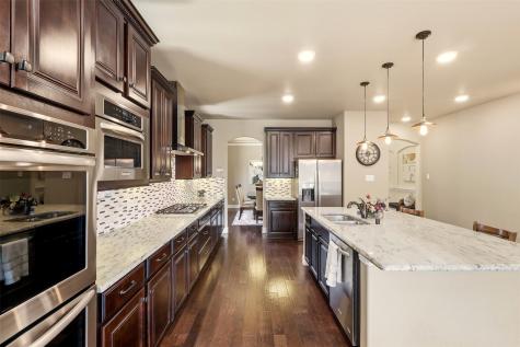 917 Navasota Trail Mckinney TX 75071