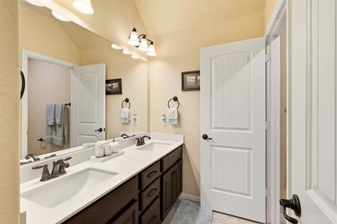 917 Navasota Trail Mckinney TX 75071