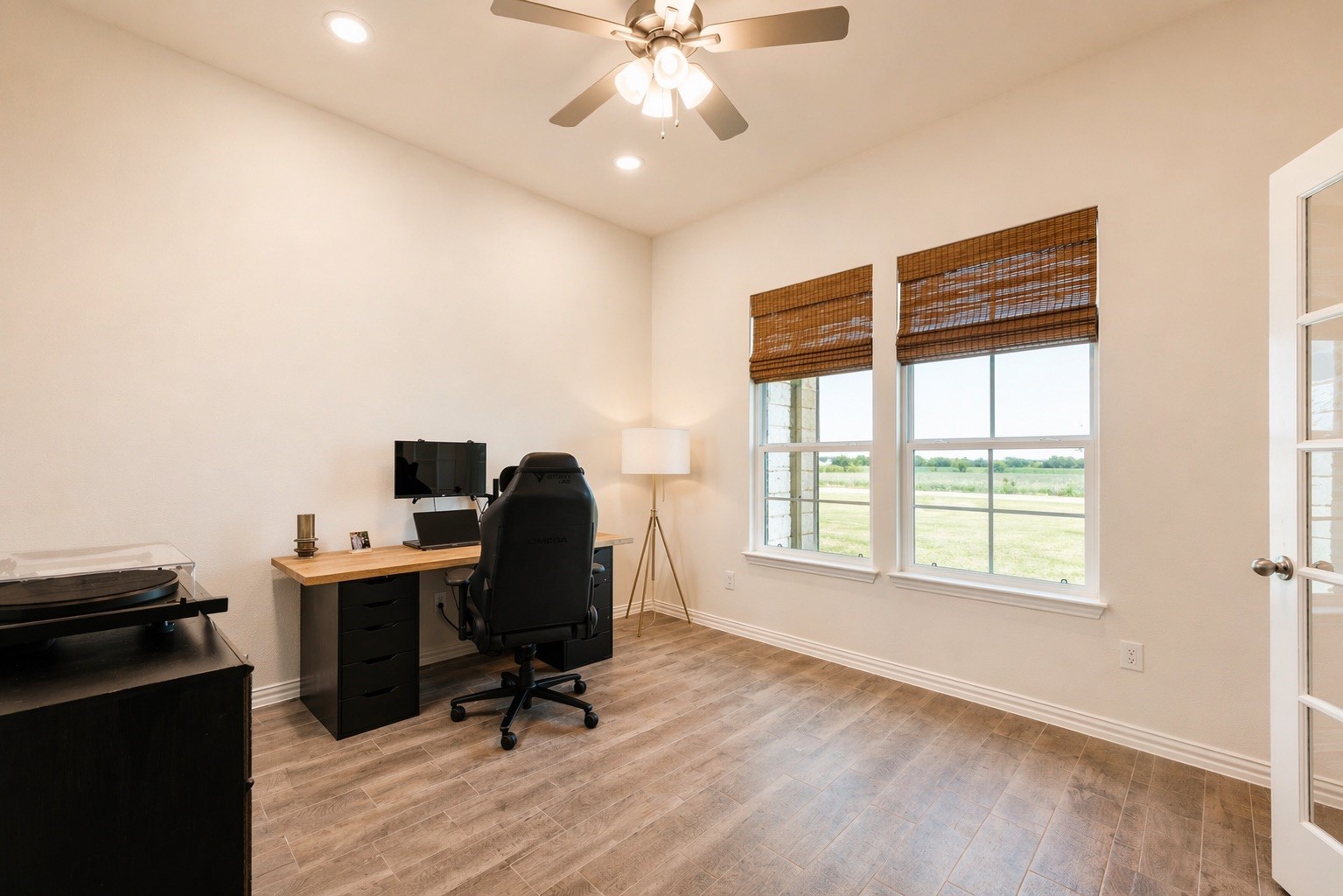 1530 County Road 200 Valley View TX 76272