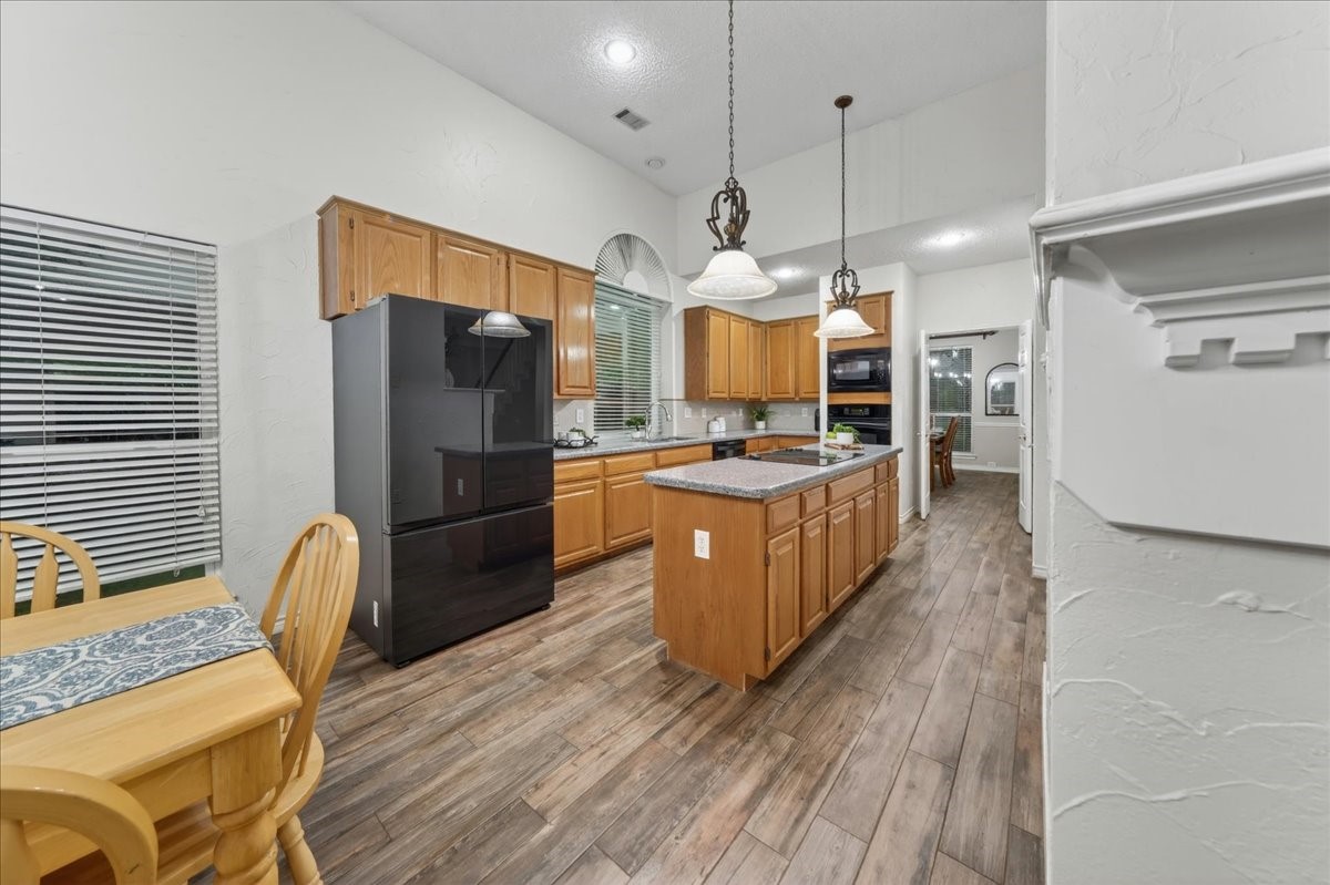 4016 Stone Brooke Drive Grapevine TX 76051