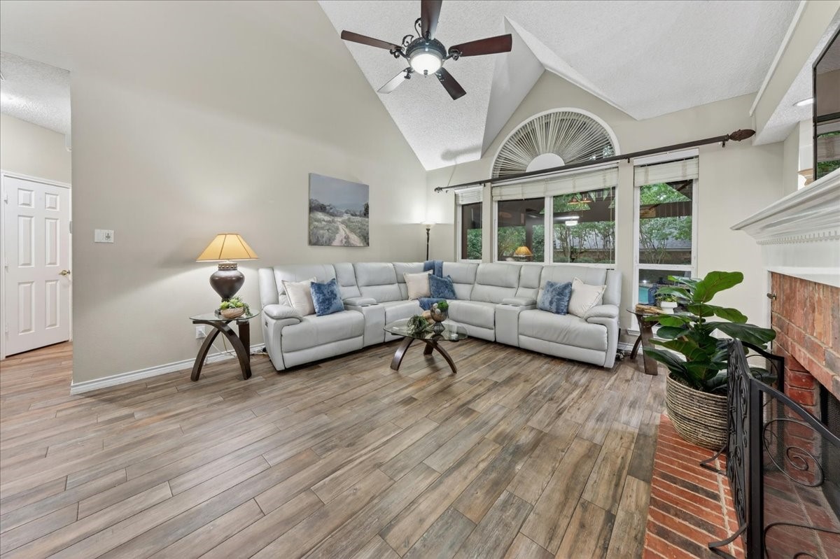 4016 Stone Brooke Drive Grapevine TX 76051