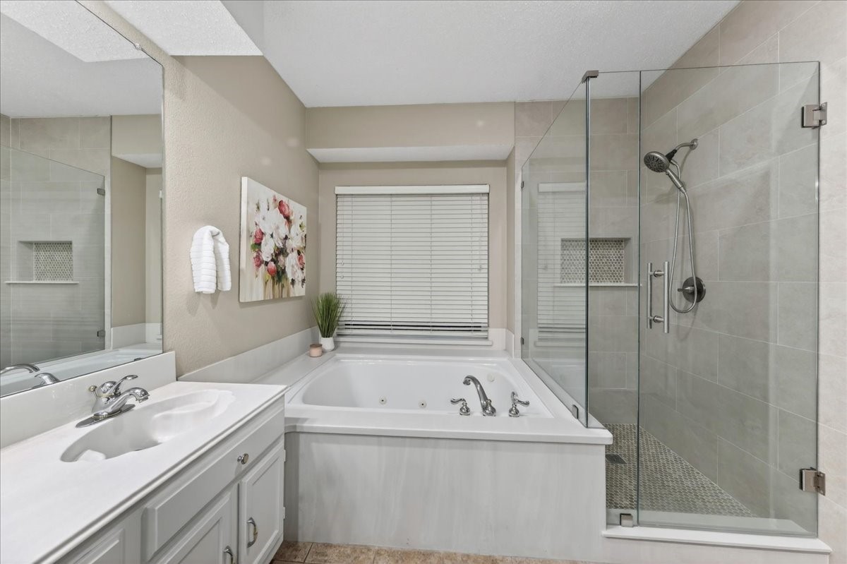 4016 Stone Brooke Drive Grapevine TX 76051