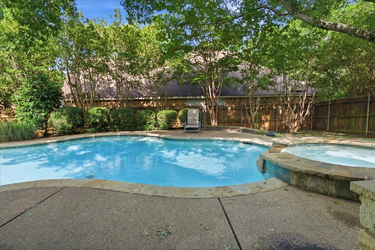 4016 Stone Brooke Drive Grapevine TX 76051