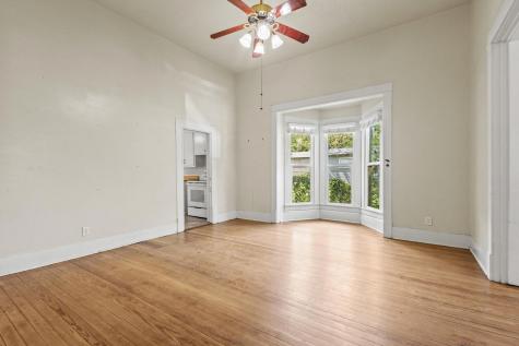 904 W Shepherd Denison TX 75020