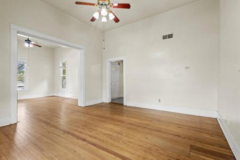 904 W Shepherd Denison TX 75020