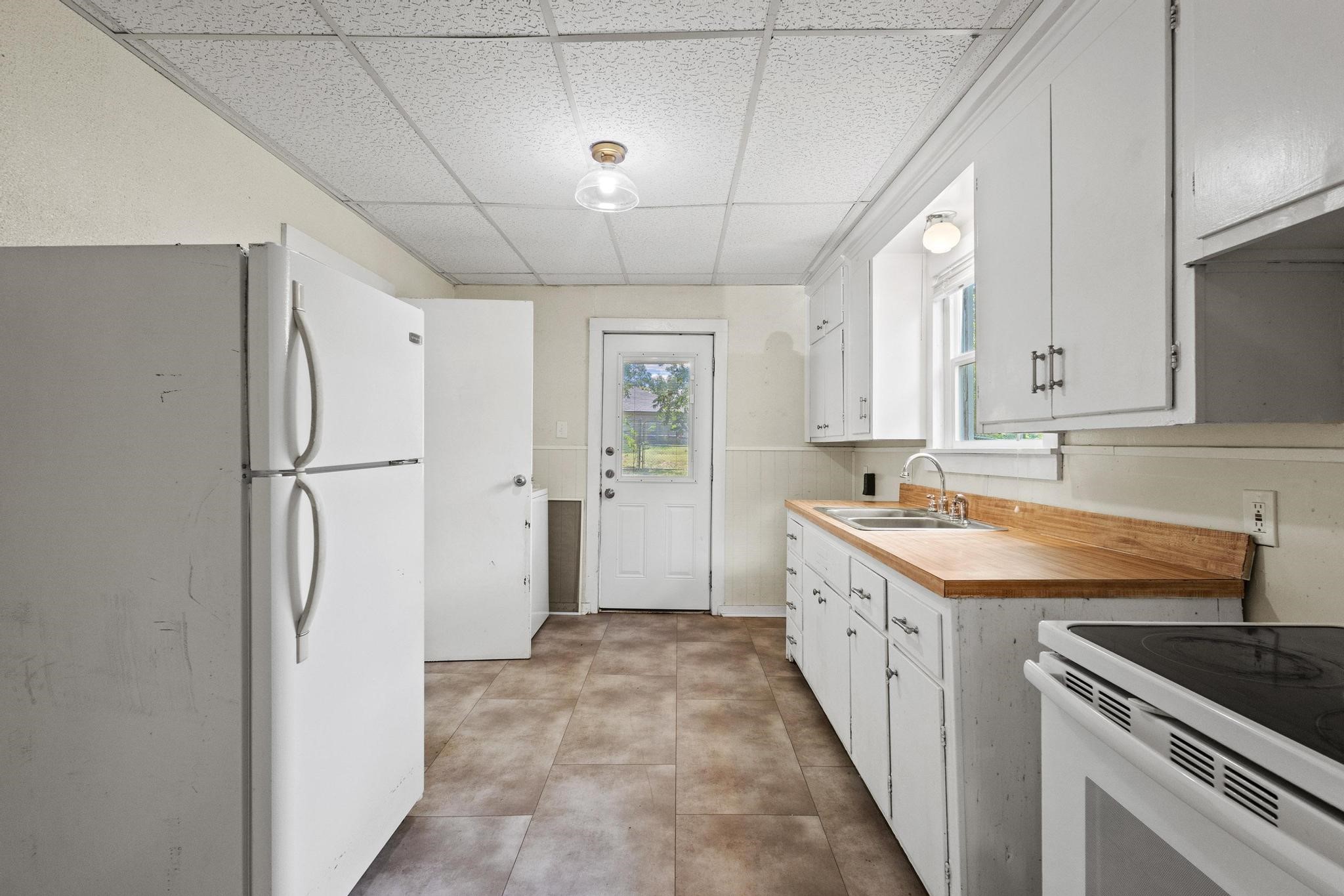 904 W Shepherd Denison TX 75020