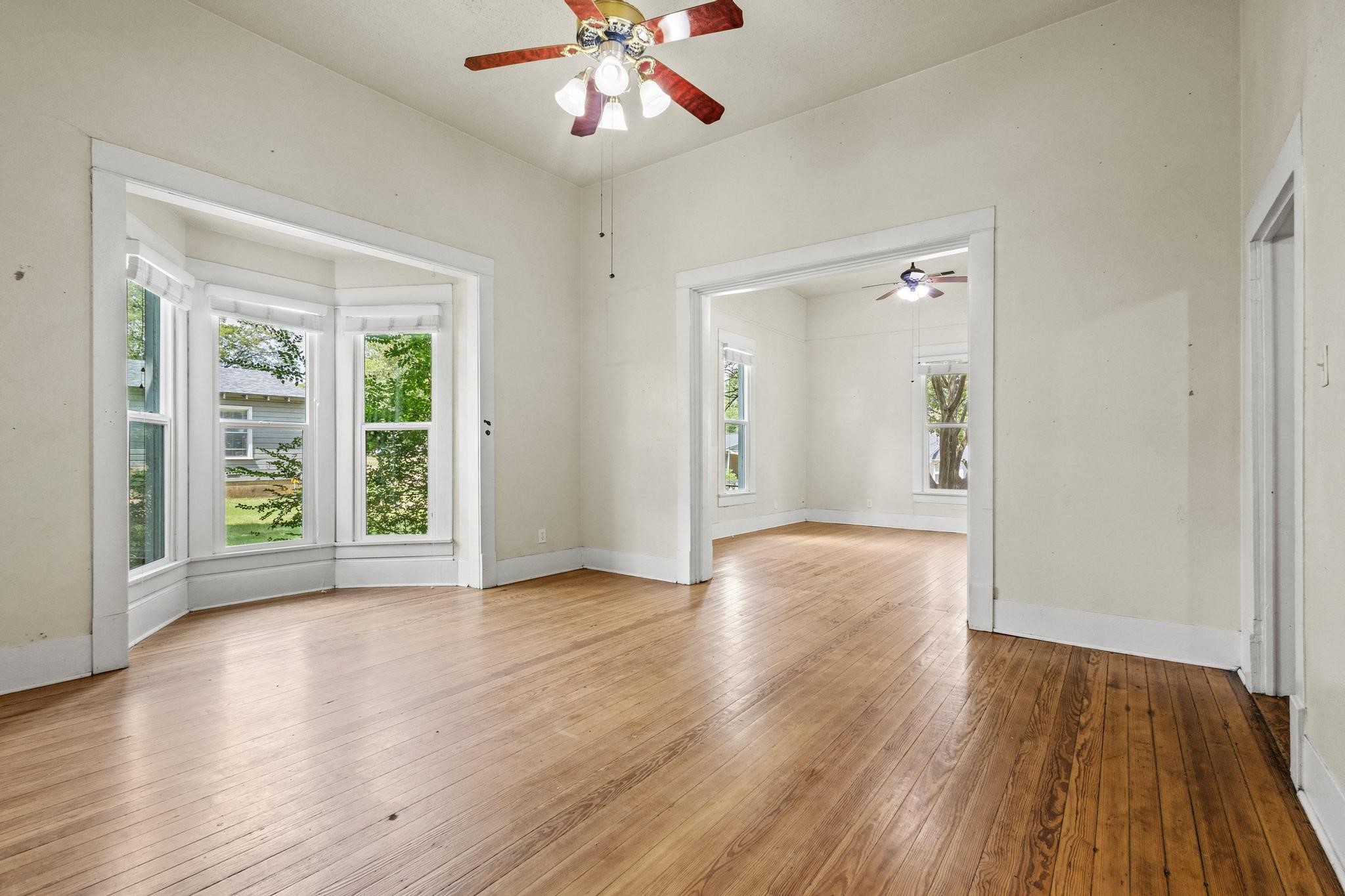 904 W Shepherd Denison TX 75020