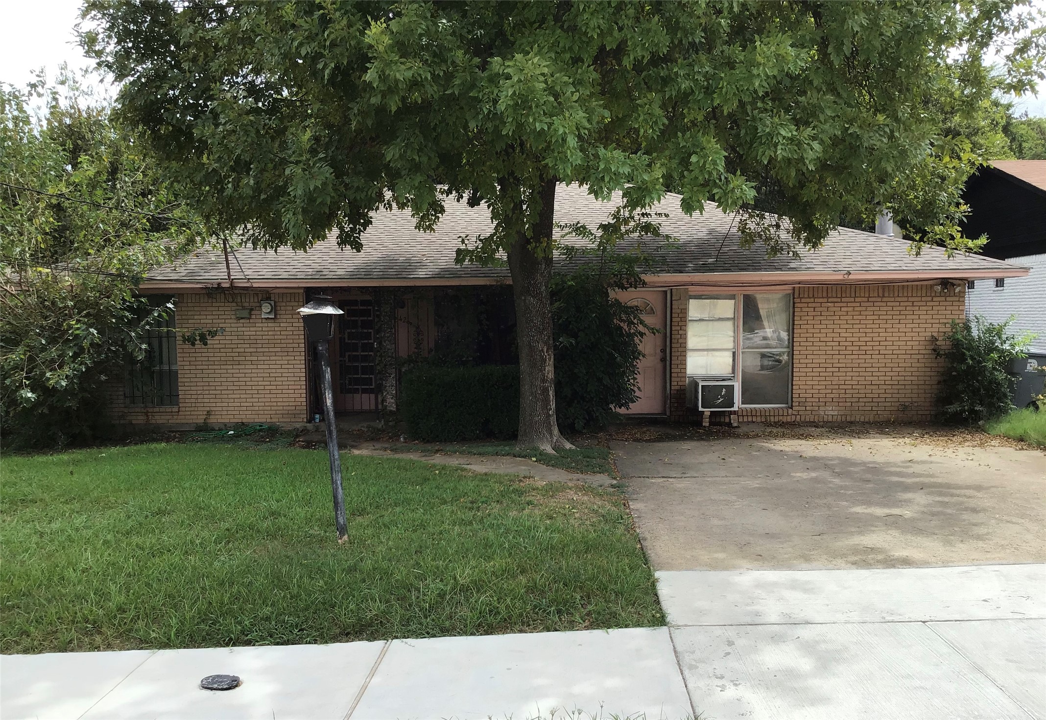 2428 Kristen Drive Dallas TX 75216