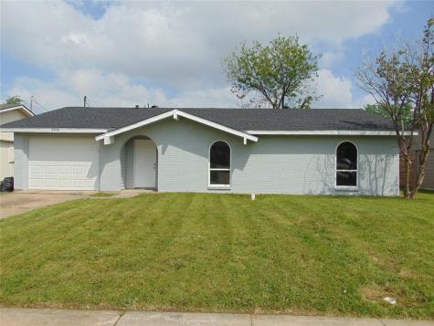2938 Reforma Drive Grand Prairie TX 75052