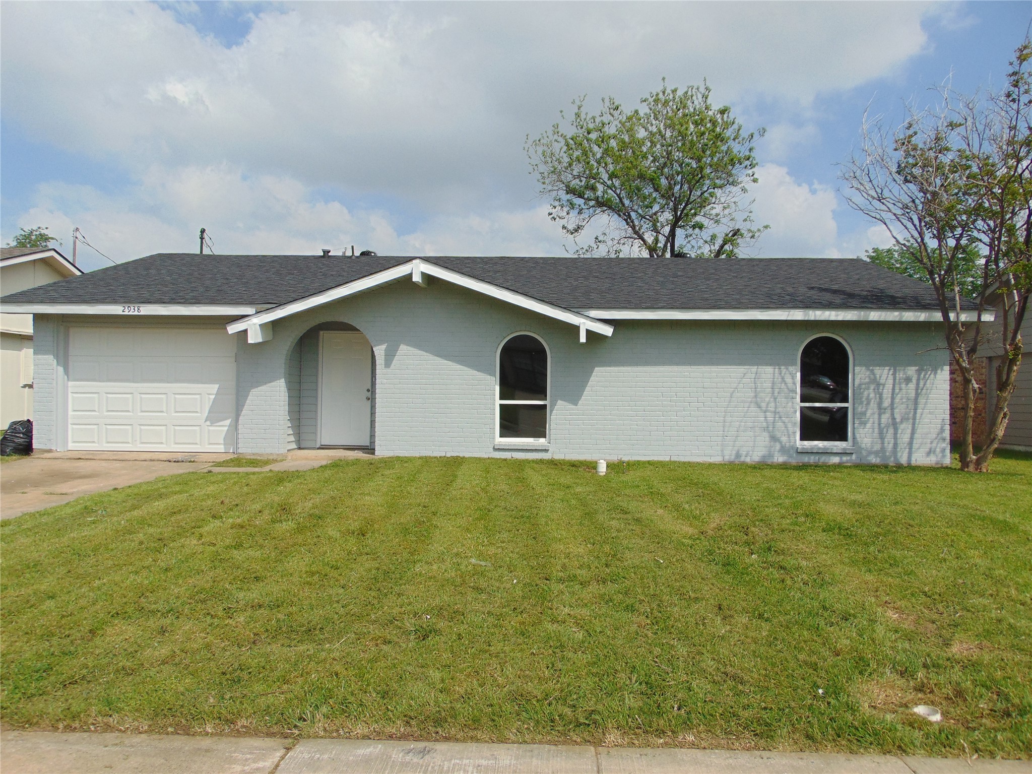 2938 Reforma Drive Grand Prairie TX 75052