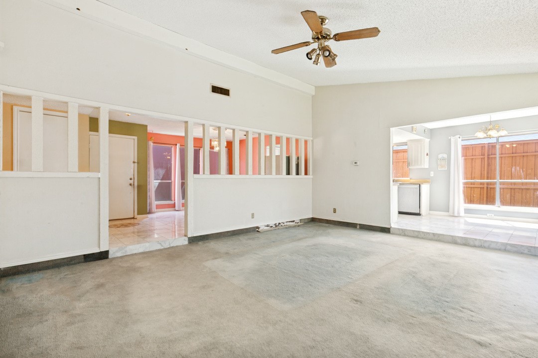 2205 Phoenix Drive Garland TX 75040