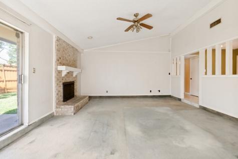 2205 Phoenix Drive Garland TX 75040