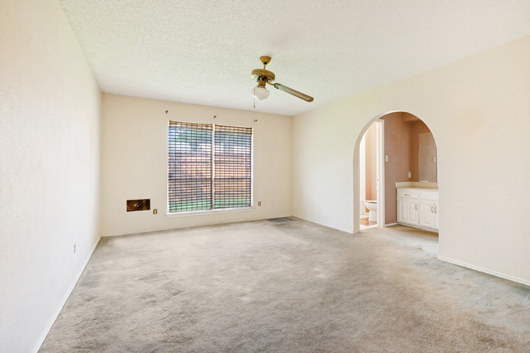2205 Phoenix Drive Garland TX 75040