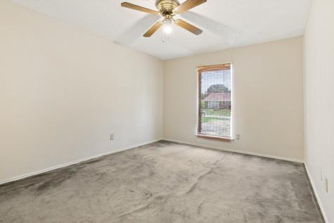 2205 Phoenix Drive Garland TX 75040