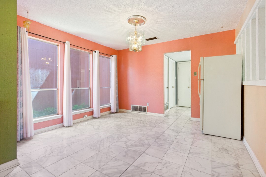 2205 Phoenix Drive Garland TX 75040
