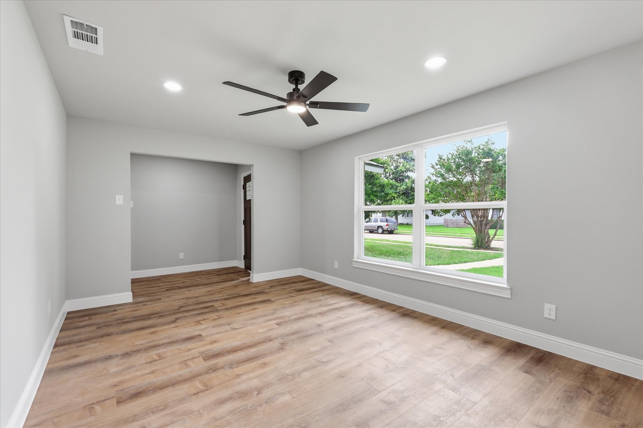 6333 Symphony Lane Dallas TX 75227
