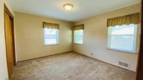 1617 Blackhawk Lane Garland TX 75043