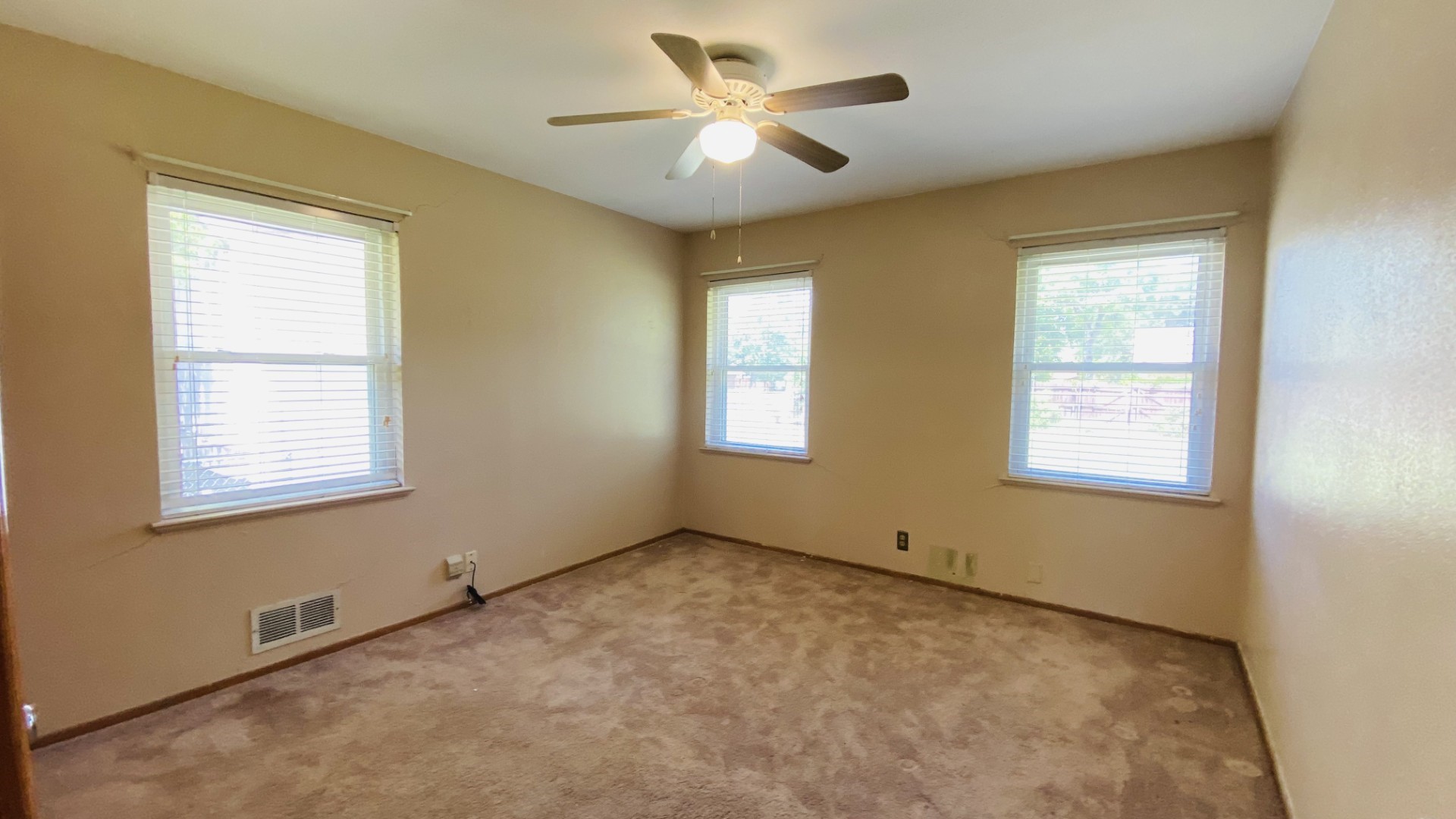 1617 Blackhawk Lane Garland TX 75043