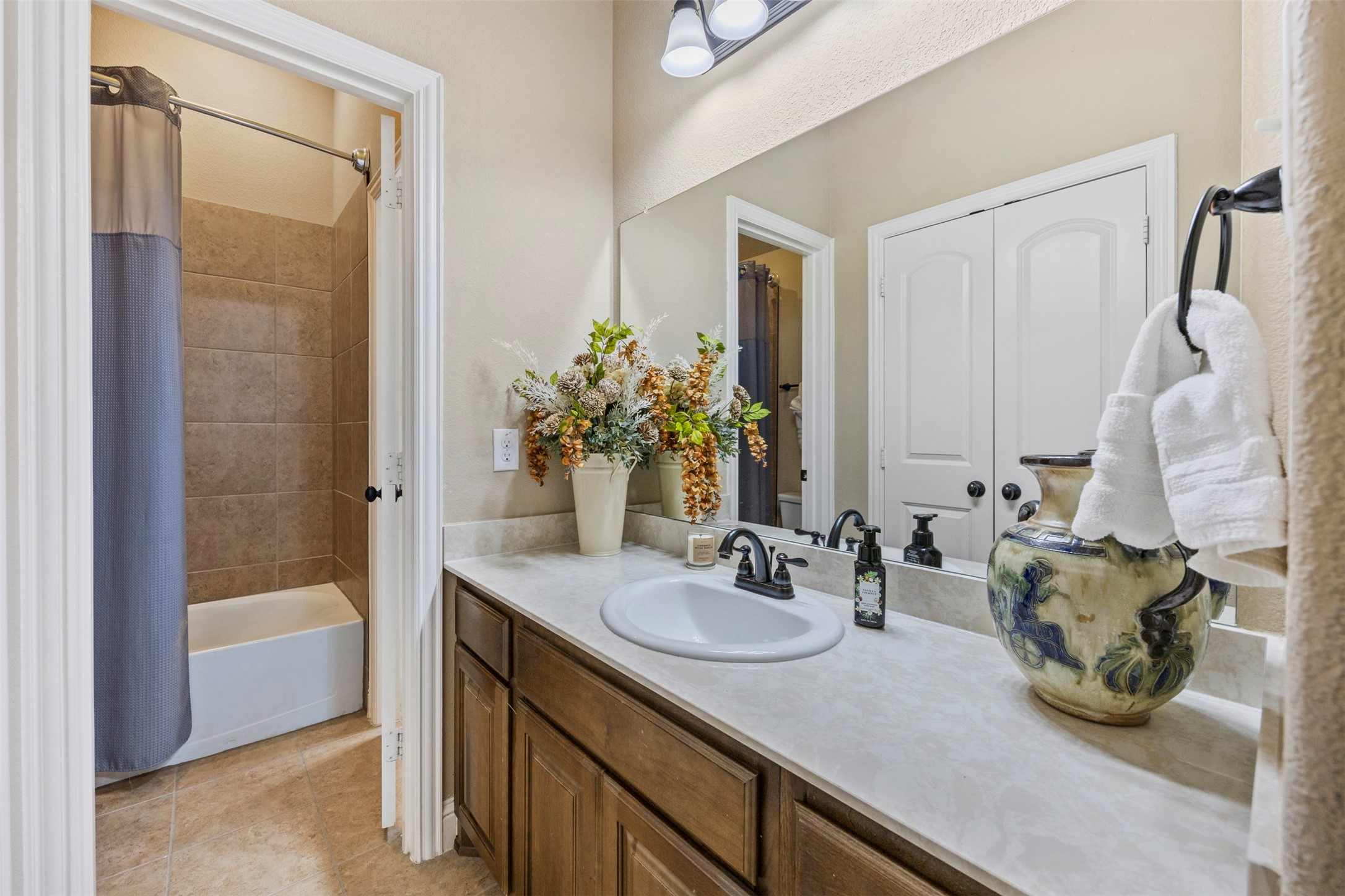 1111 Yukon Boulevard Waxahachie TX 75167