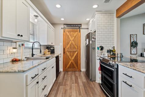 133 S Meadowbrook Drive Pottsboro TX 75076
