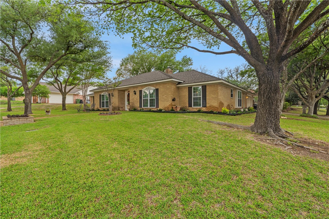 10009 Sandalwood Drive Woodway TX 76712