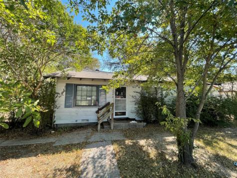 638 Elsberry Avenue Dallas TX 75217