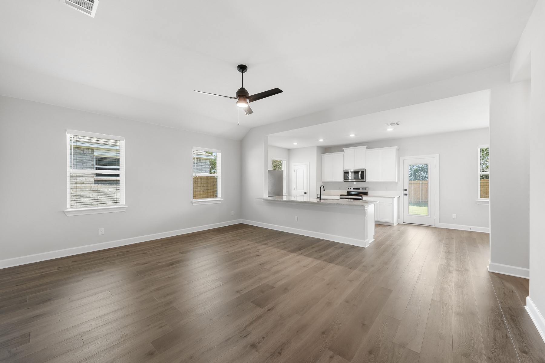 236 Live Oak Lane Hutchins TX 75141