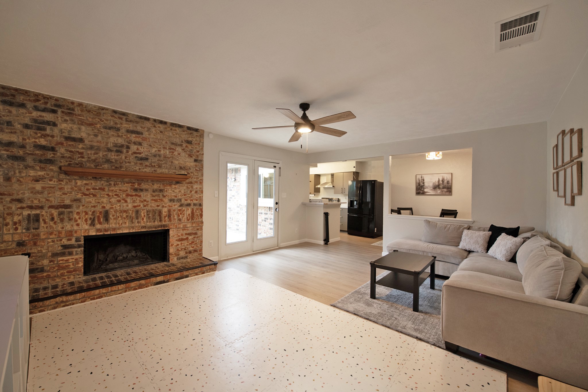 9322 Shipman Street Rowlett TX 75088