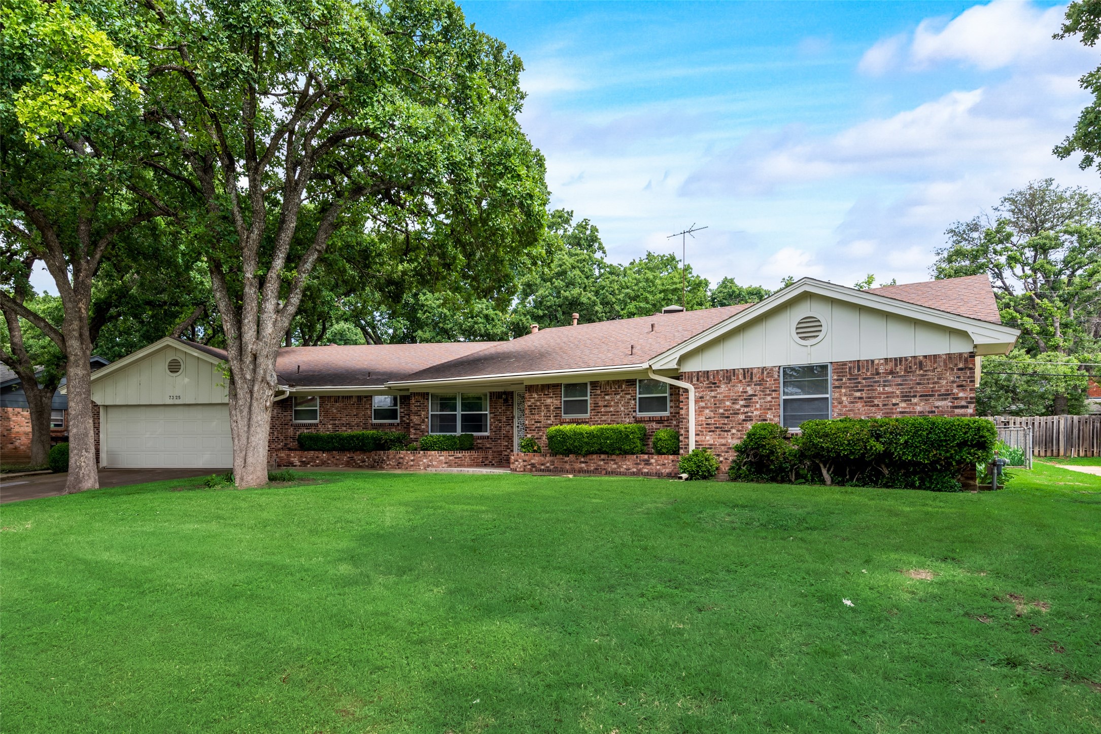 7325 Martha Lane Fort Worth TX 76112